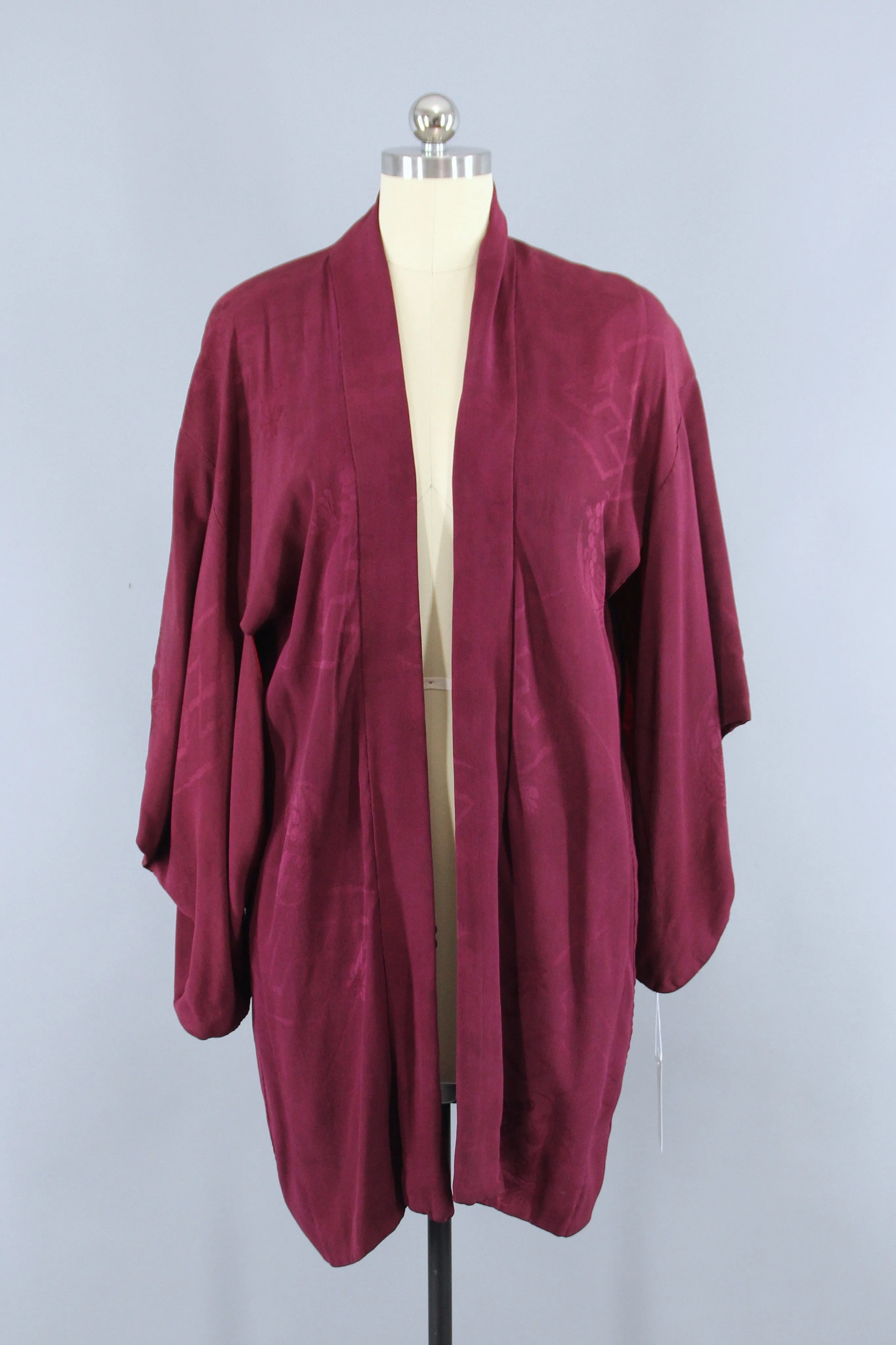 1920s Vintage Silk Haori Kimono Jacket Cardigan in Cranberry Red Purple