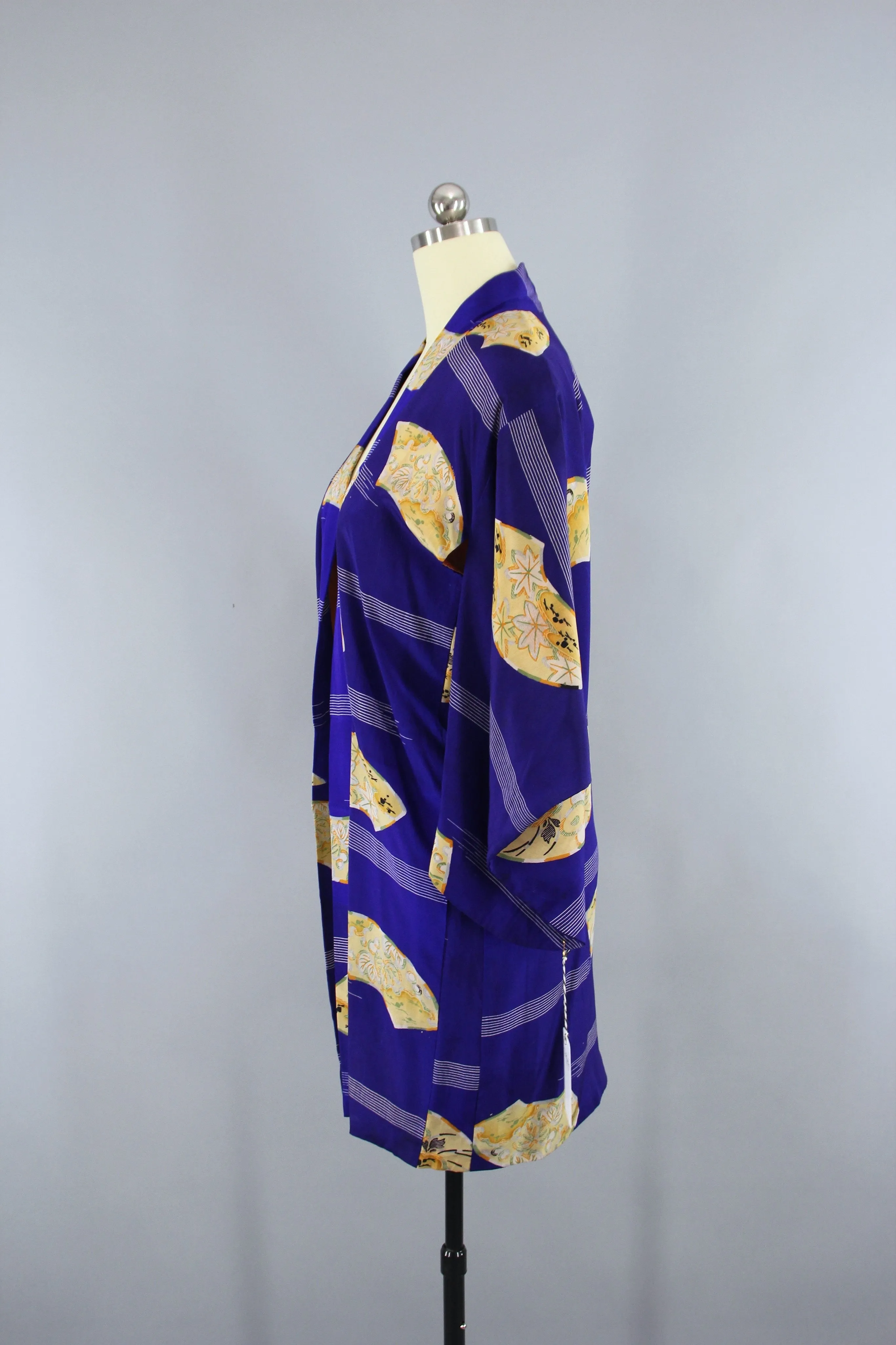 1940s Vintage Silk Haori Kimono Jacket Cardigan with Royal Blue Fans Print