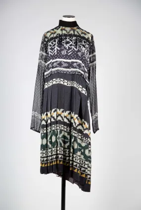 2407430 Knit print dress