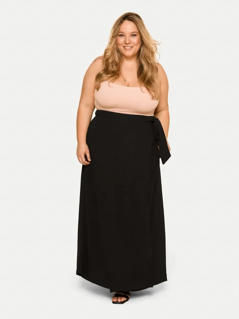 Eloïse Maxi Skirt in Black