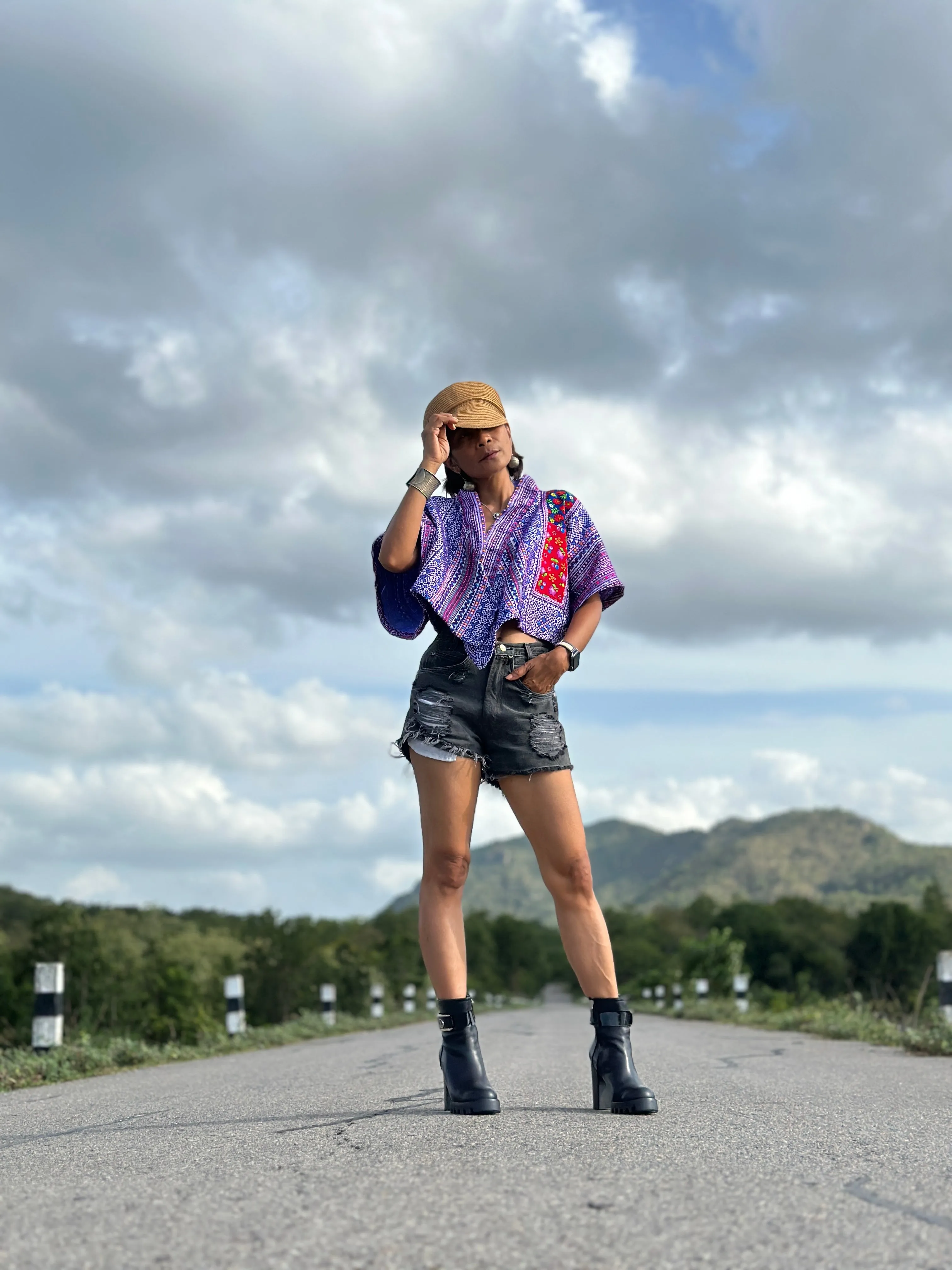 Purple cropped kimono top