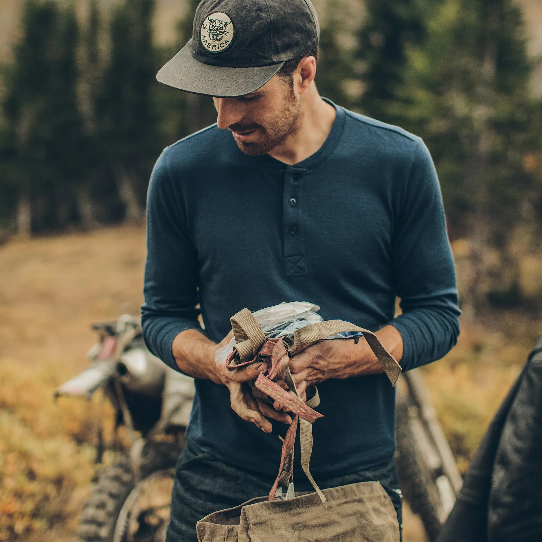 The Merino Henley in Indigo